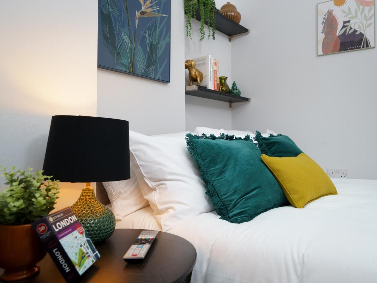 لندن Kensington Nest Serviced Studio 2 المظهر الخارجي الصورة